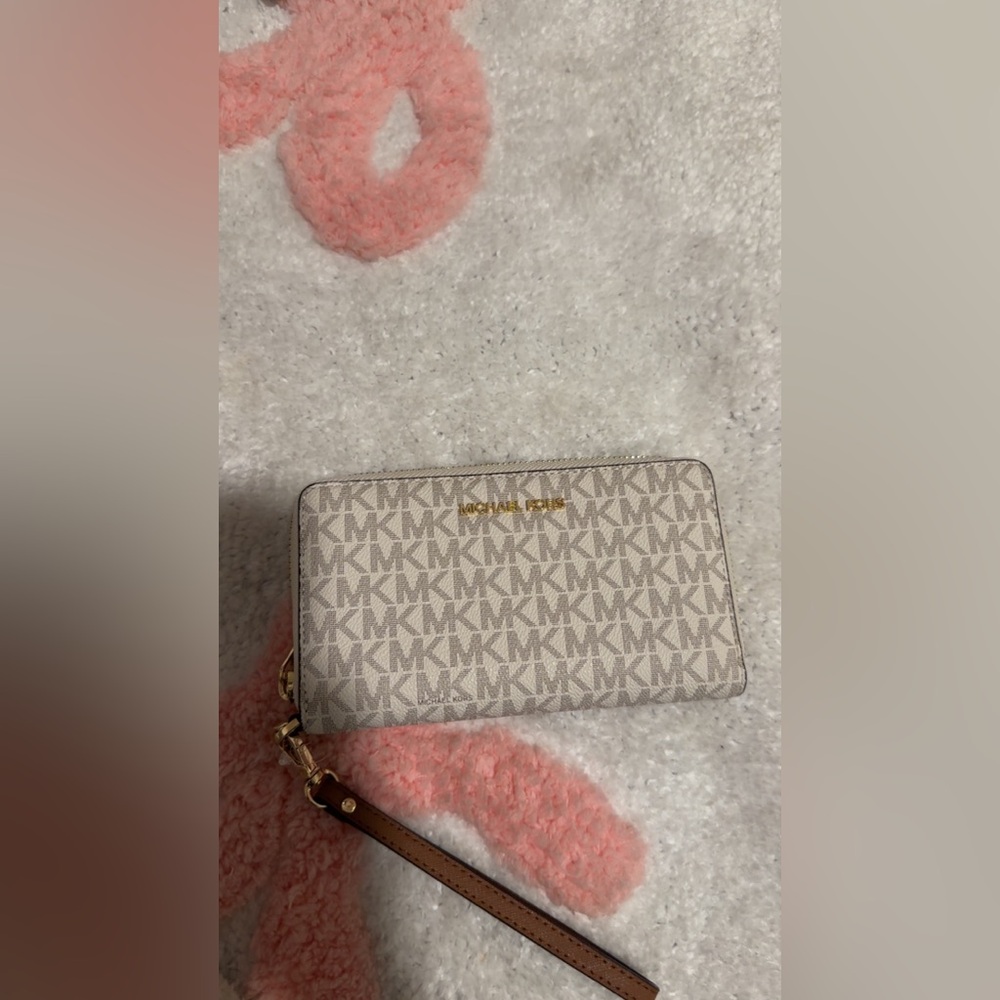 Michael Kors Cream and brown wristlet NWT